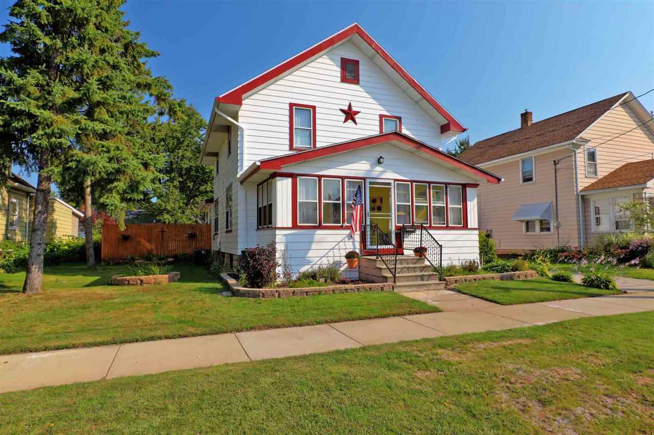 Property Photo:  408 E Randall Street  WI 54911-3732 