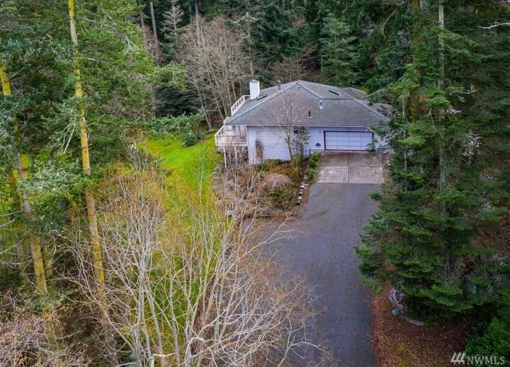 Property Photo: 210 Kineth Point Place WA 98239