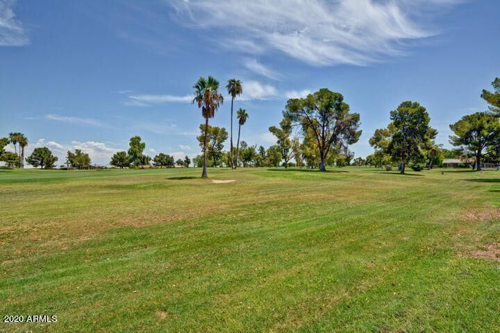Property Photo: 9626 W Oak Ridge Drive AZ 85351