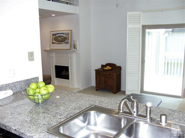 Property Photo:  3015 Harbor Boulevard  CA 93035 