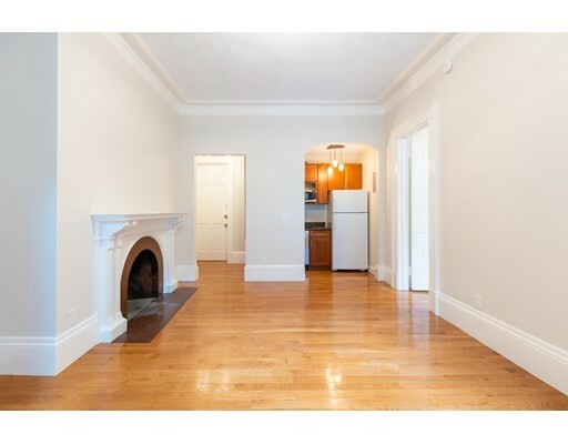 Property Photo:  271 Dartmouth St. 2A  MA 02116 