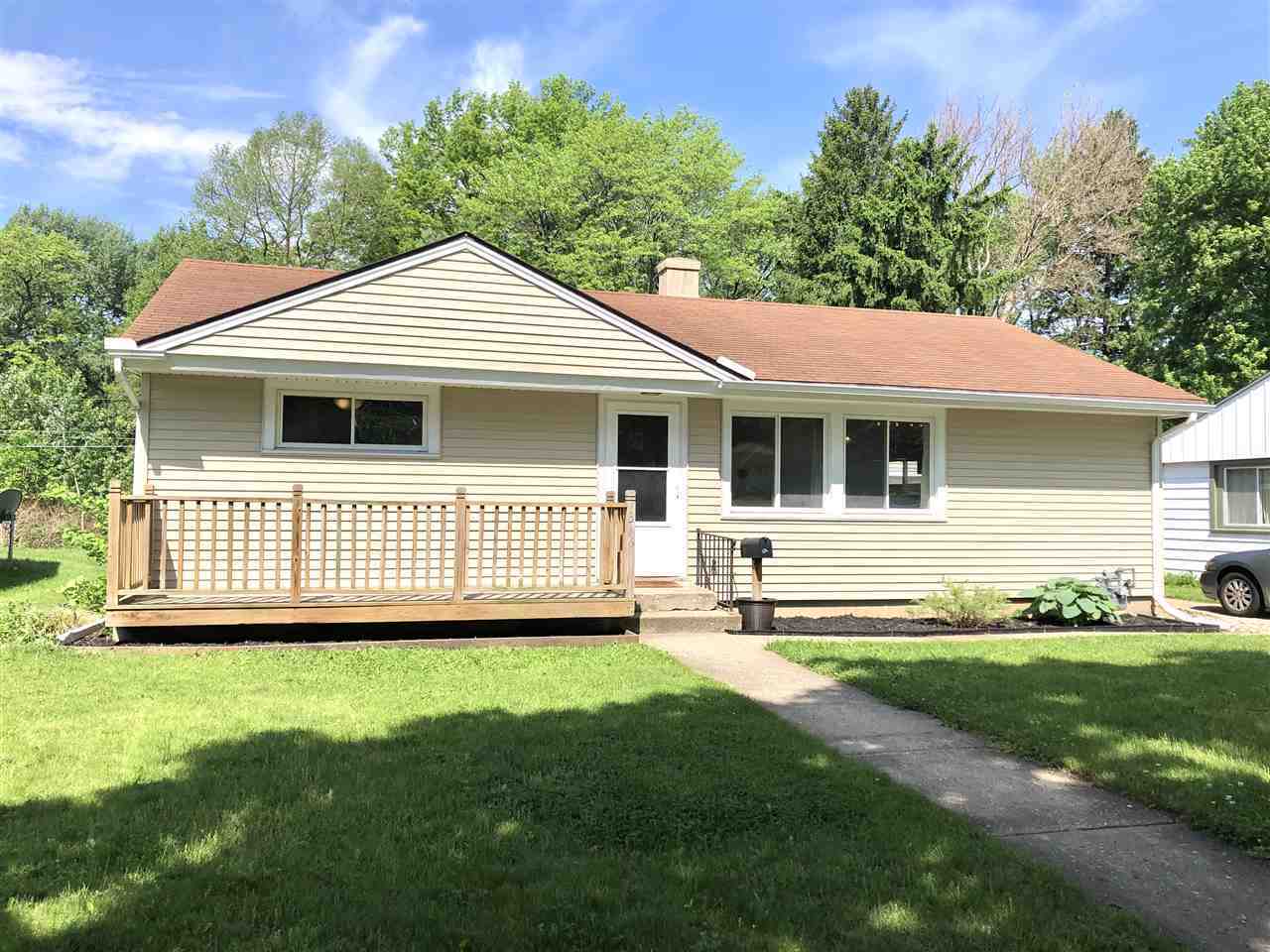 Property Photo:  316 Fairview Boulevard  IL 61107 