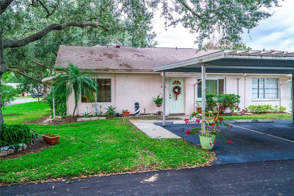 Property Photo:  2226 Greenhaven Drive 383  FL 33573 