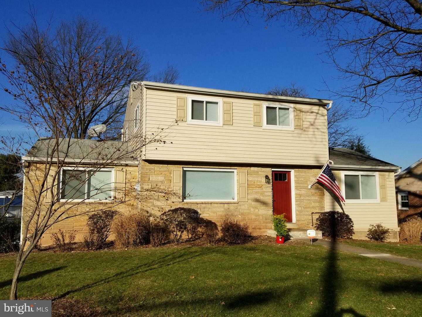 Property Photo:  19 Carolyn Street  PA 17112 