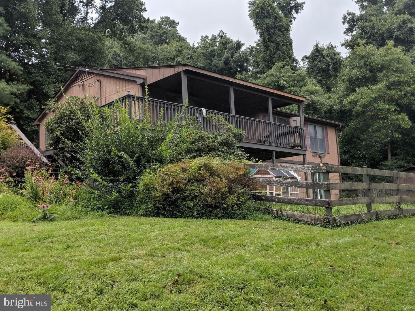 Property Photo:  1101 Mountain Heights Road  VA 22630 