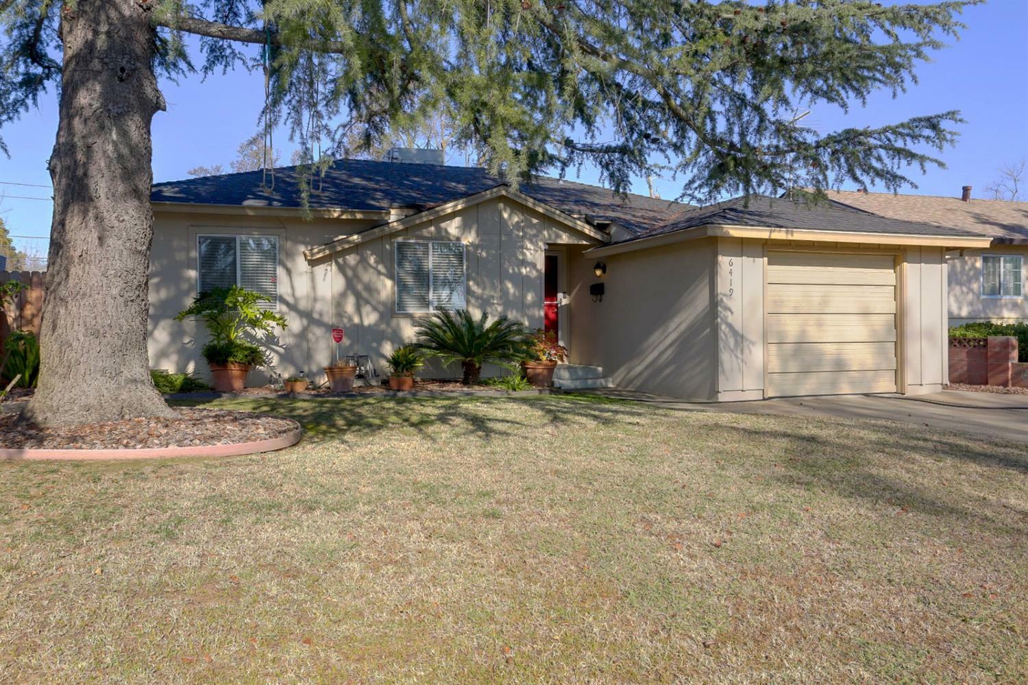 Property Photo:  6419 11th Avenue  CA 95820 