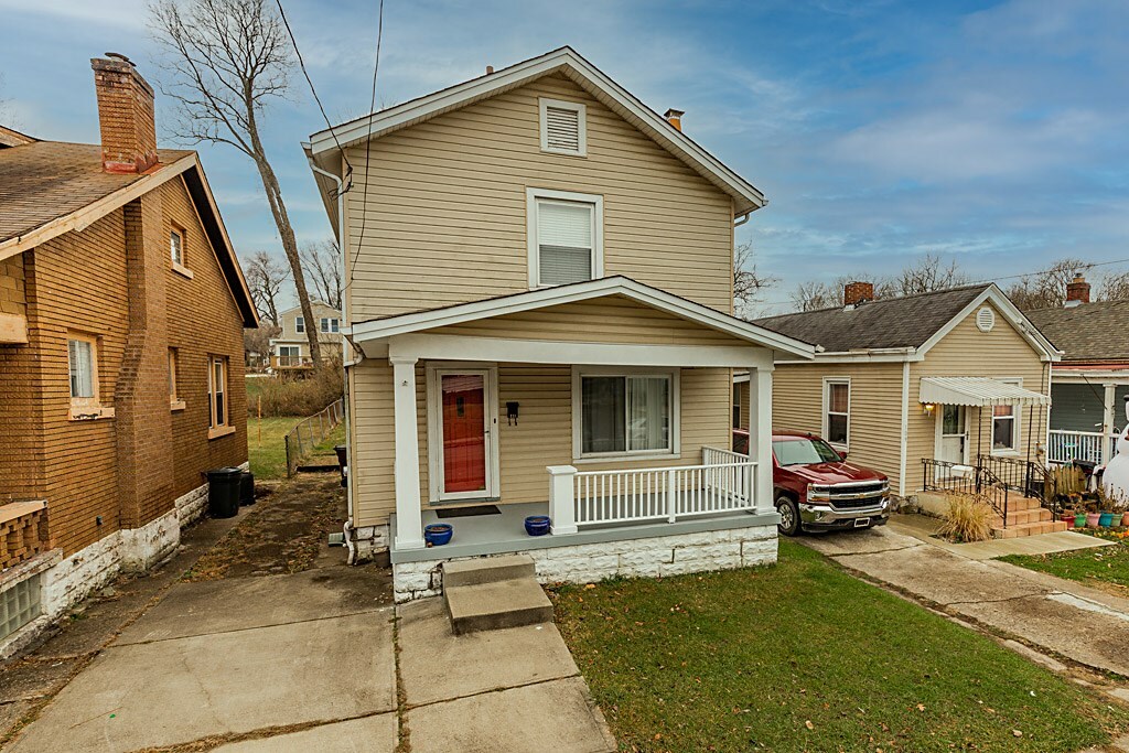 Property Photo:  111 E 41st Street  KY 41015 