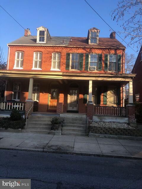 Property Photo:  241 N Mary Street  PA 17603 