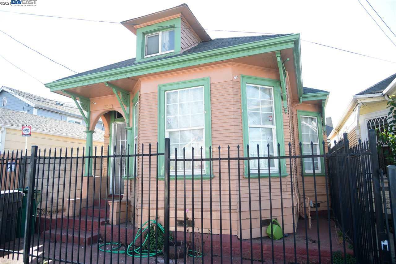 Property Photo:  2347 E 17th  CA 94601 