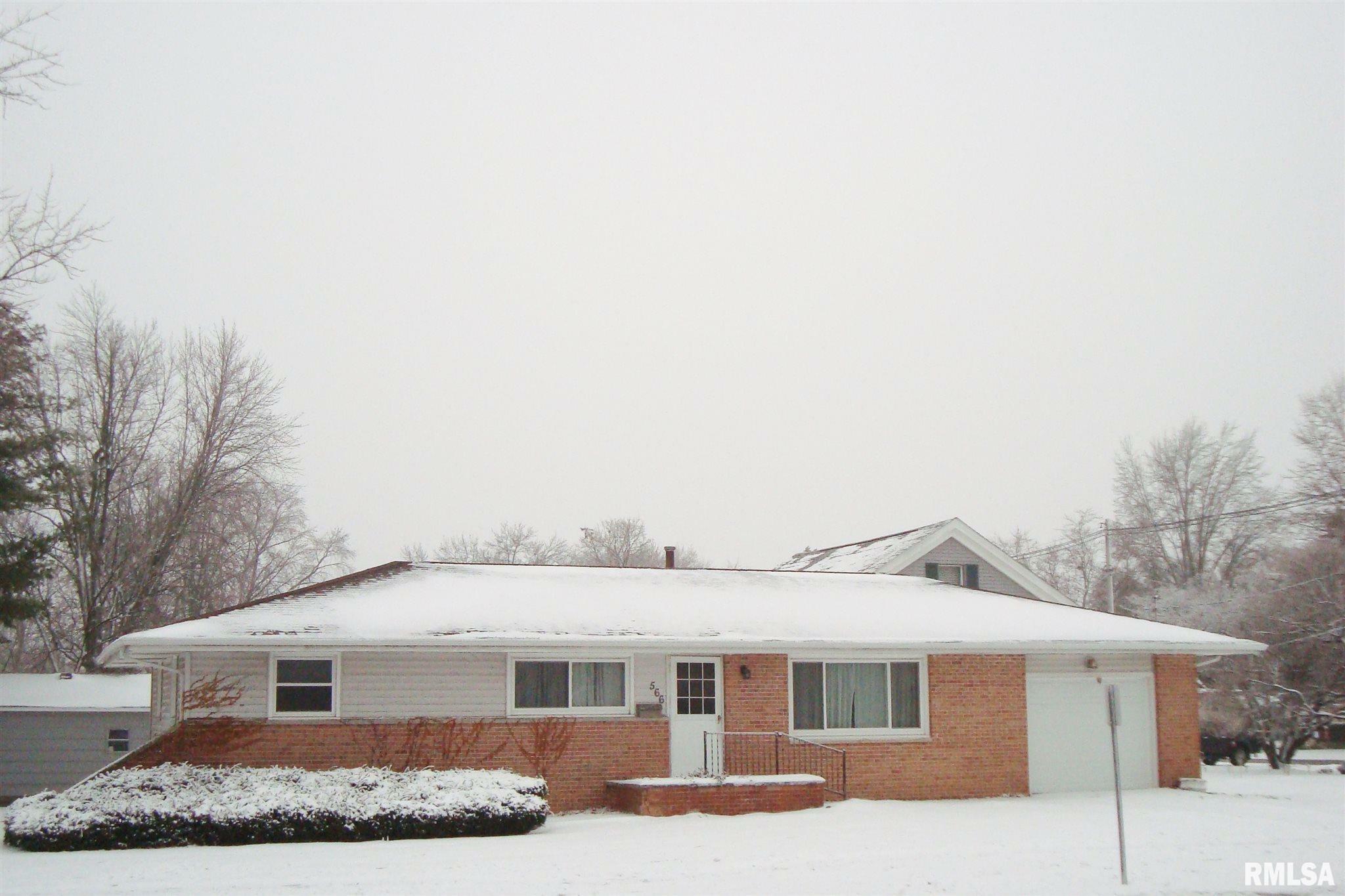 Property Photo:  566 W Dayton  IL 61401 