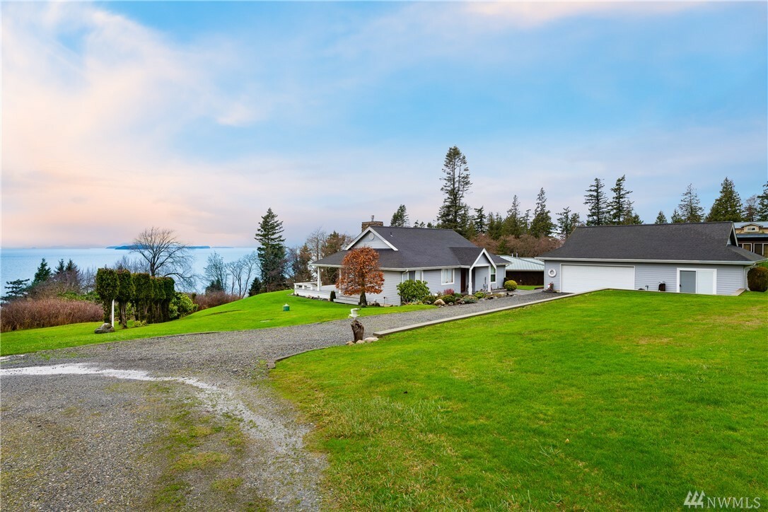 Property Photo: 4330 Graler Place WA 98262