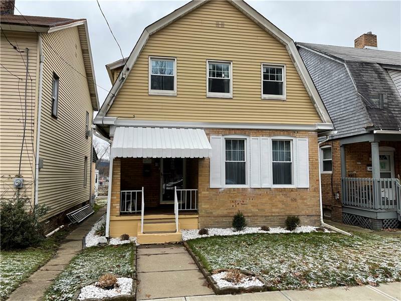 Property Photo:  471 Washington St  PA 15056 