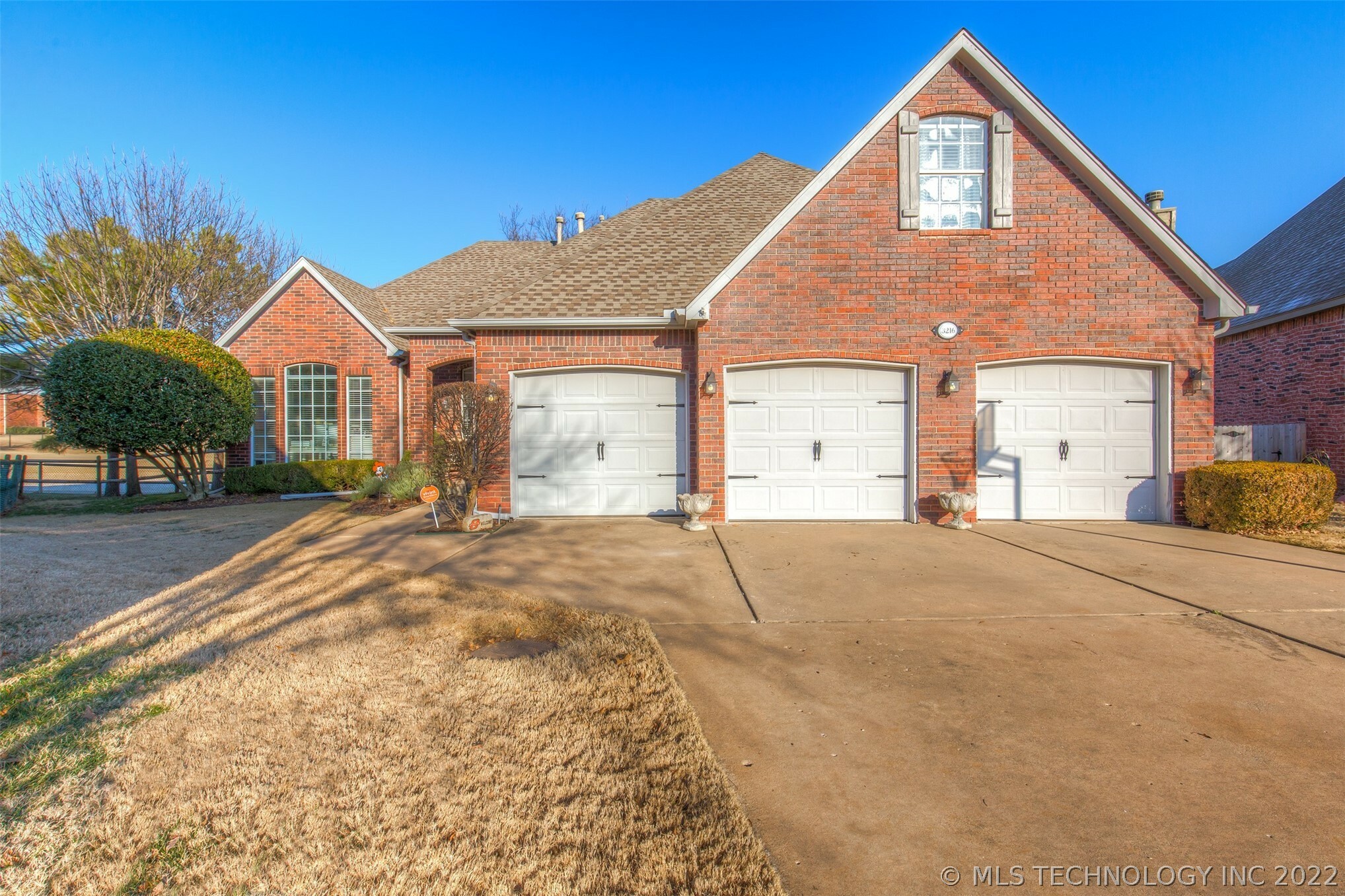 Property Photo:  3216 N Oak Avenue  OK 74012 