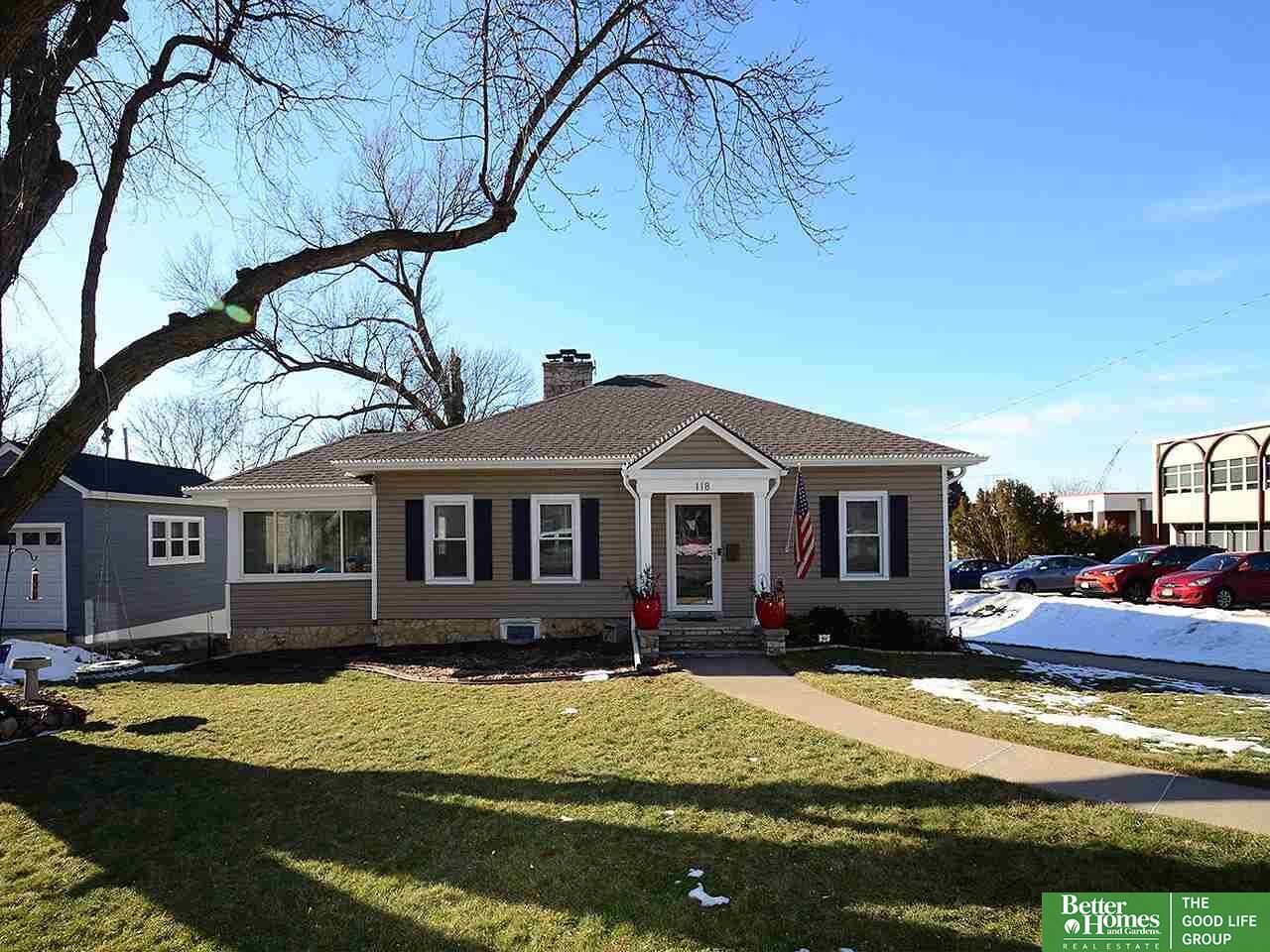 Property Photo: 118 S 69th NE 68132