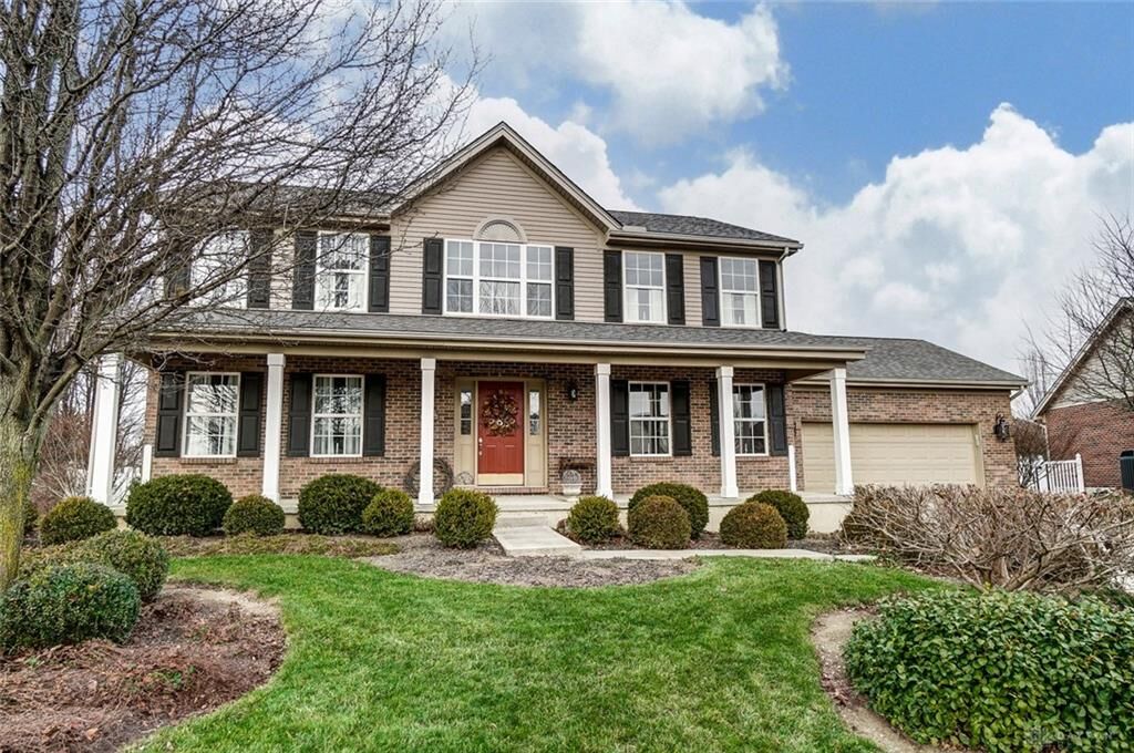 Property Photo: 1237 Greystone Circle OH 45414