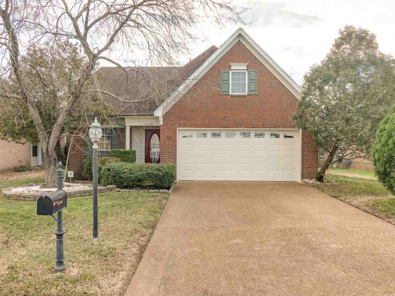 Property Photo:  2228 Lake Springs Ln  TN 38016 