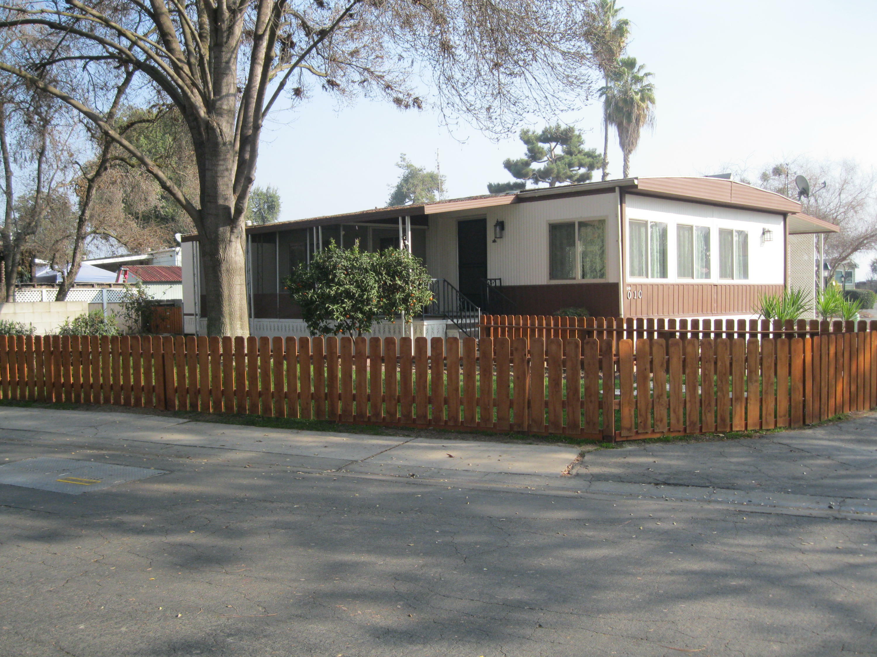 Property Photo:  2400 W Midvalley Avenue O 10  CA 93277 