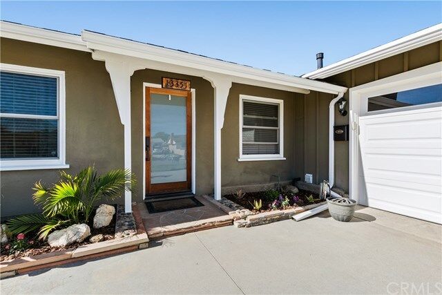 Property Photo: 13351 Danvers Way CA 92683
