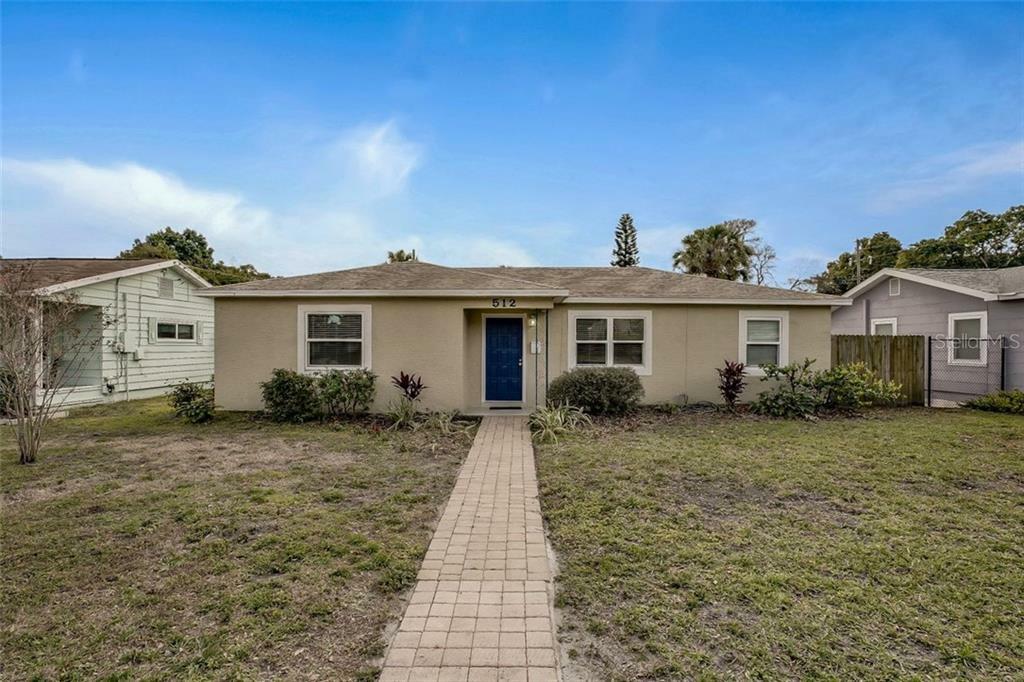 Property Photo:  512 40th Avenue NE  FL 33703 