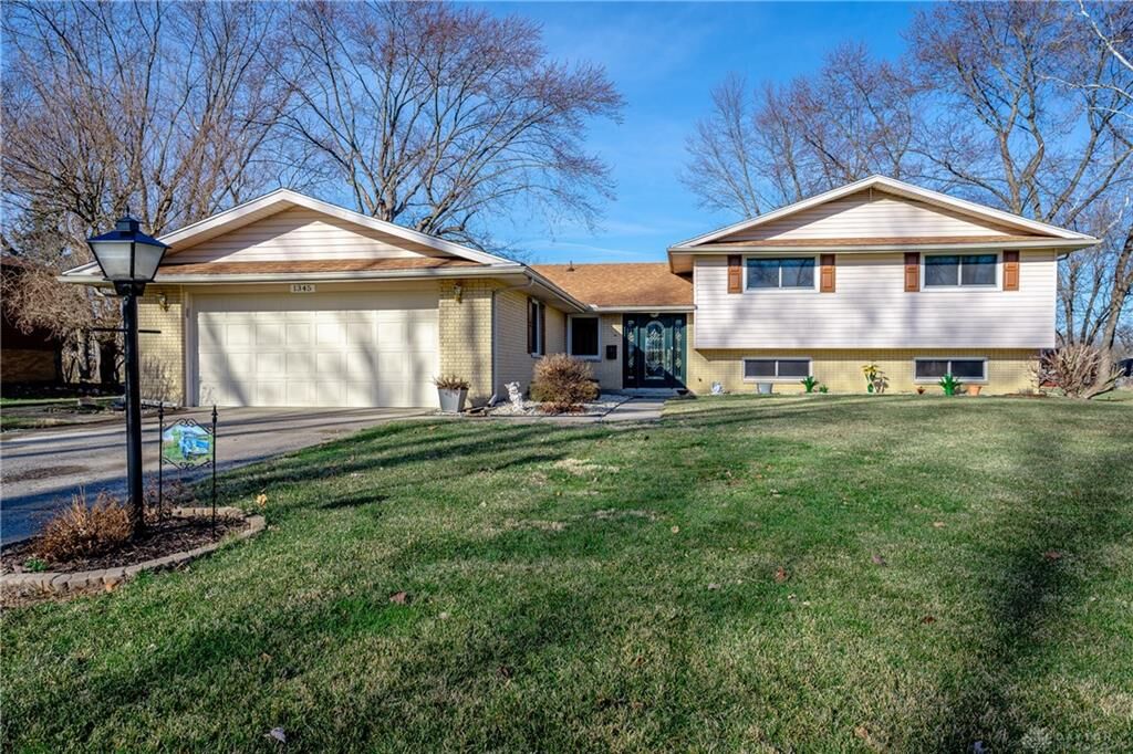 Property Photo:  1345 Carrilon Woods Drive  OH 45458 