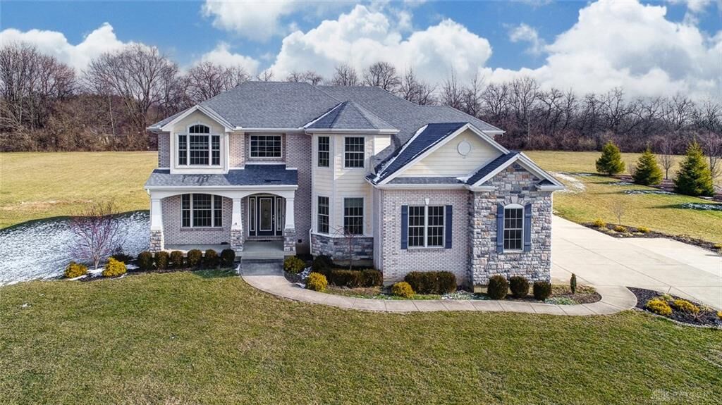 Property Photo:  8546 Twin Creek Drive  OH 45068 