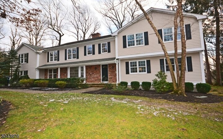 174 High Tor Dr  Watchung Boro NJ 07069 photo
