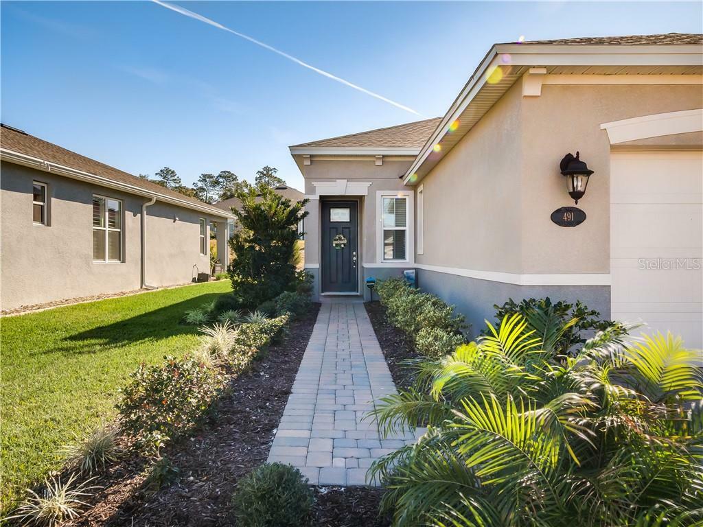 Property Photo:  491 Briarbrook Way  FL 32724 