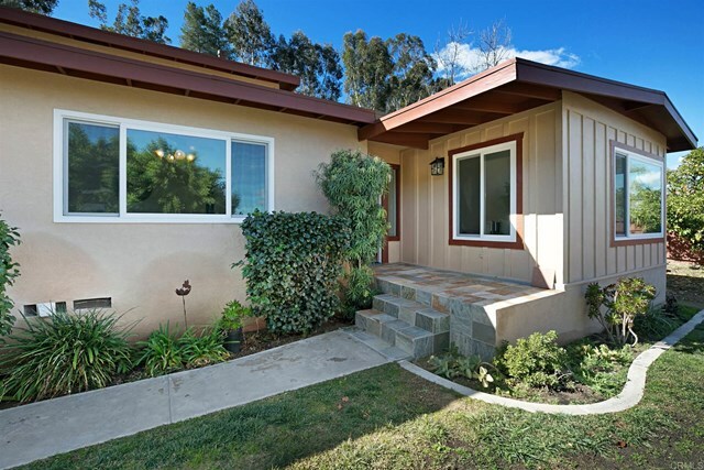 Property Photo:  1460 S Lemon Avenue  CA 92020 