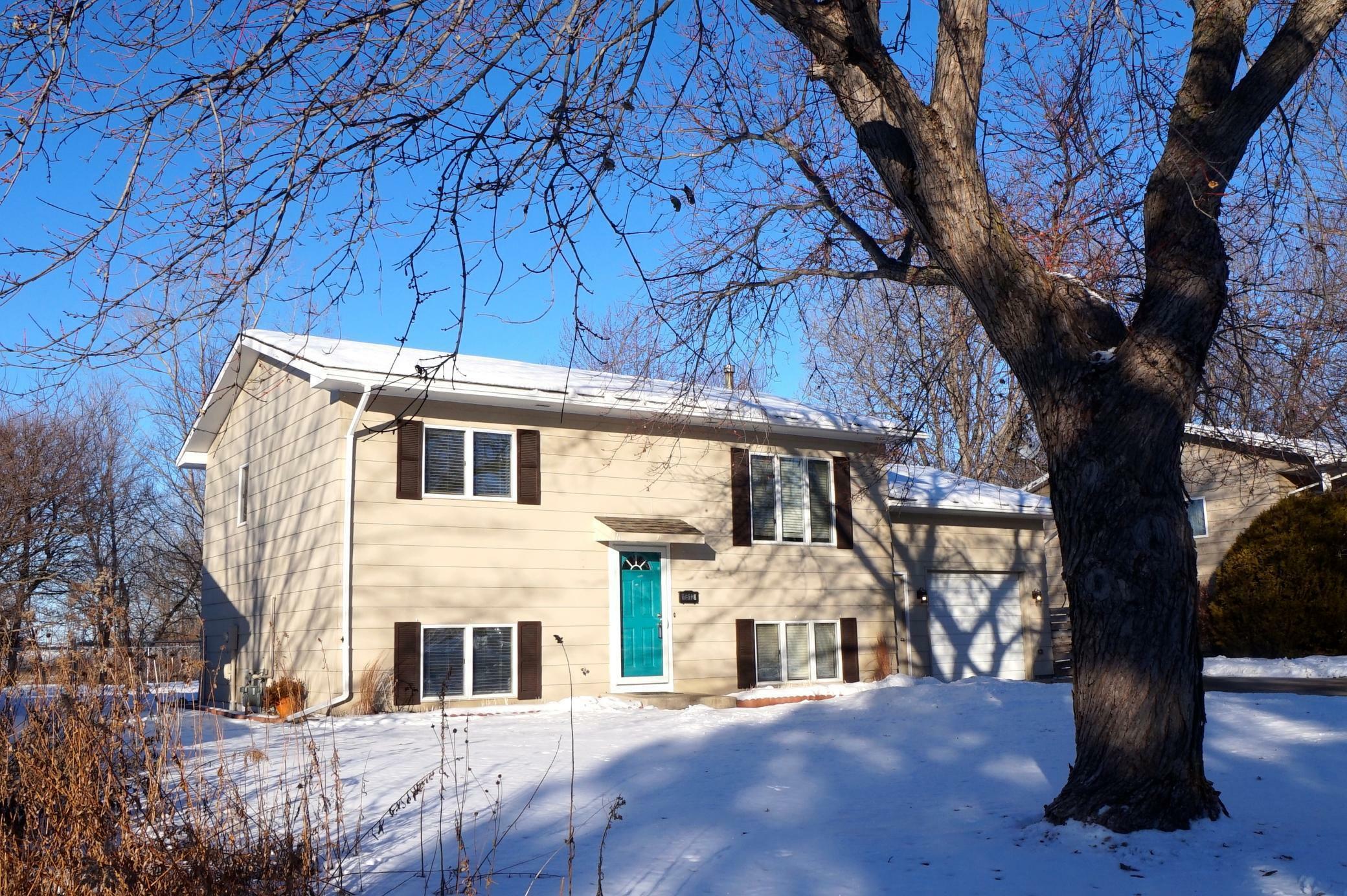 Property Photo:  1512 Archibald Street  MN 55057 