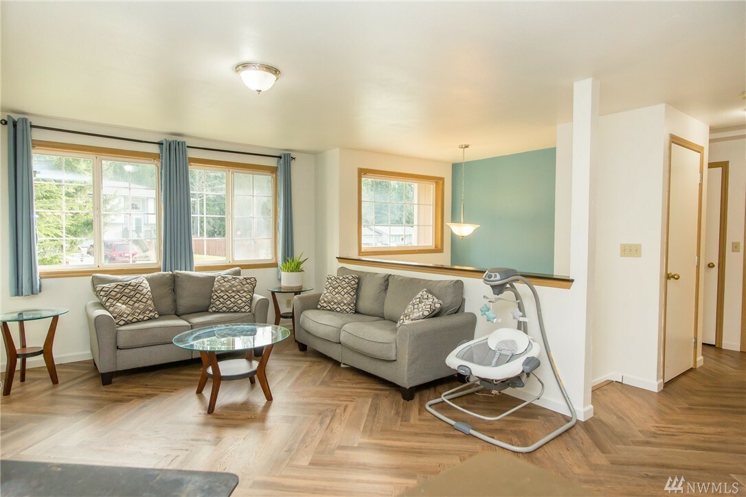 Property Photo: 3606 234th Dr NE WA 98252