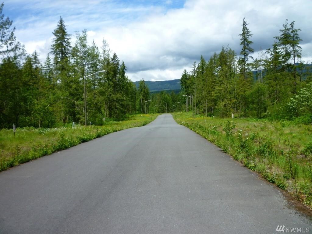 Property Photo: 8600 Trillium Lane WA 98237