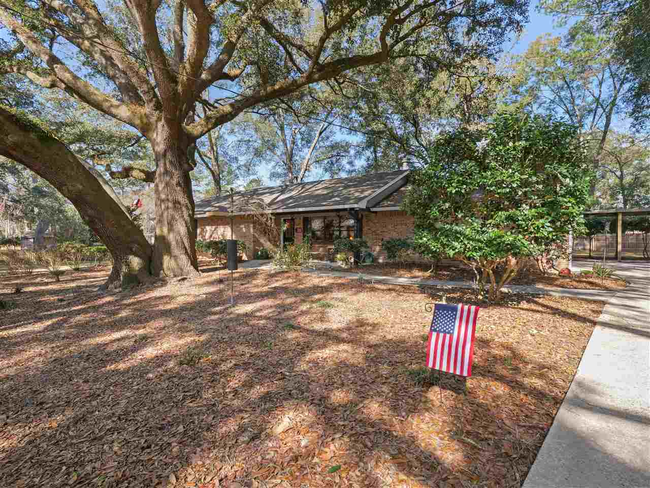 Property Photo:  6804 Worth Court  FL 32309 