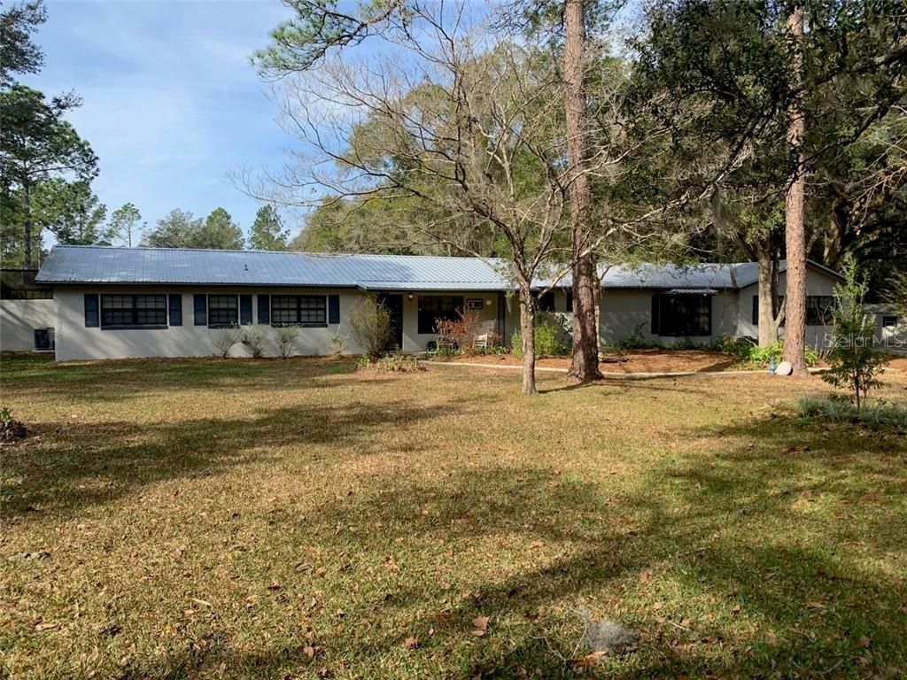 Property Photo:  3250 NE 170th Avenue  FL 32696 