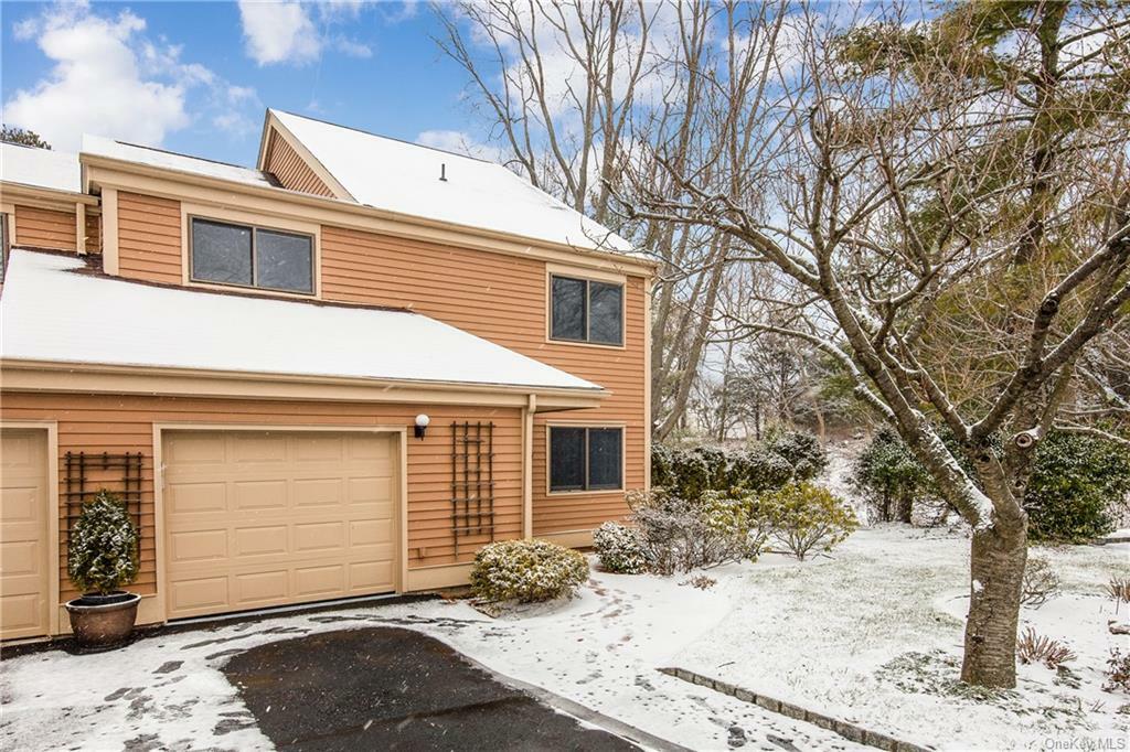 Property Photo:  211 Ivy Hill Lane  NY 10573 