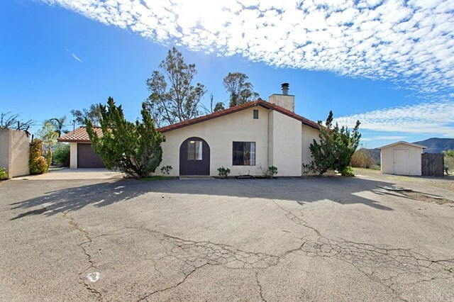 Property Photo:  39550 Jones Road  CA 92028 