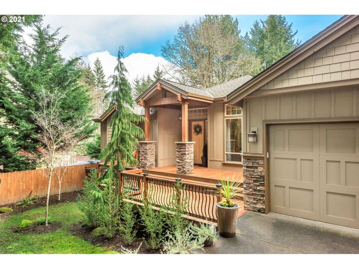 17884 Kelok Rd  Lake Oswego OR 97034 photo