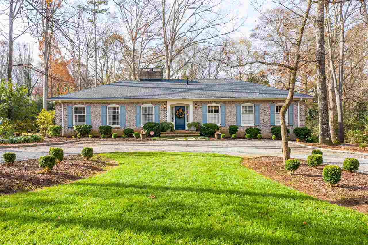 Property Photo:  1350 Pinecrest Road  SC 29302 