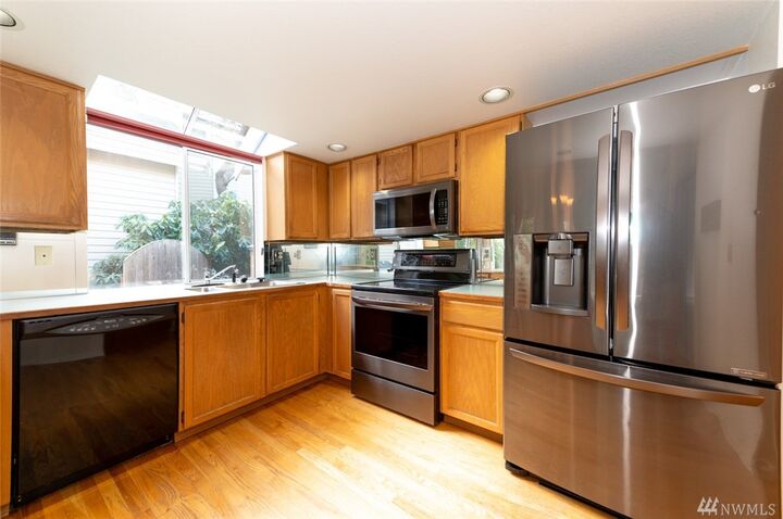 Property Photo:  31414 47th Place SW  WA 98023 