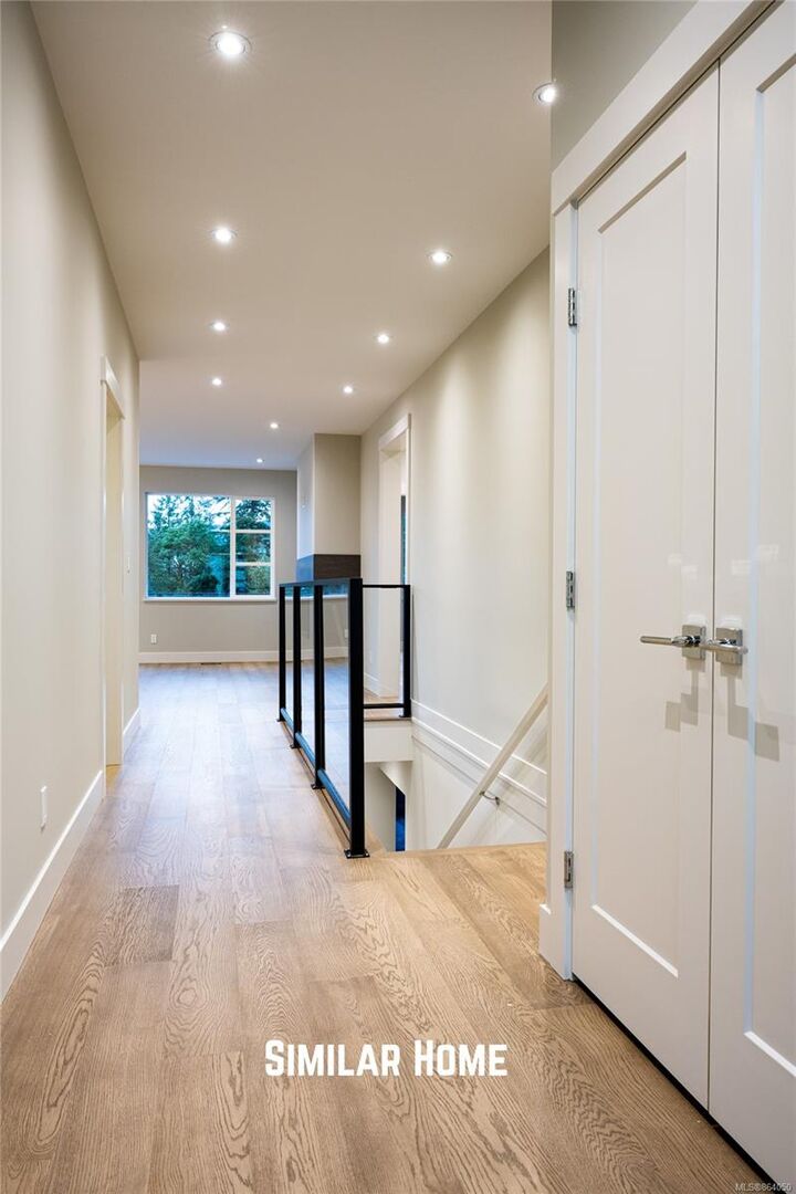 Property Photo: 6245 Highwood Dr BC V9L 0H5