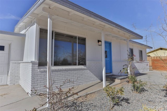 Property Photo: 4774 Avenida Del Sol CA 92252