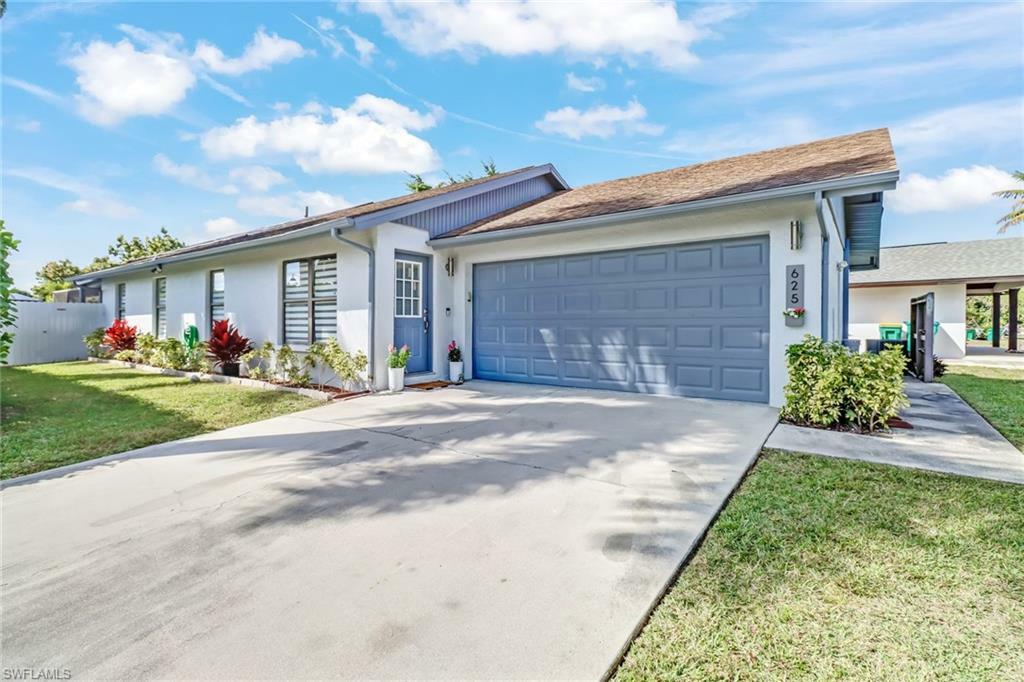 Property Photo:  625 Southwest Blvd  FL 34113 