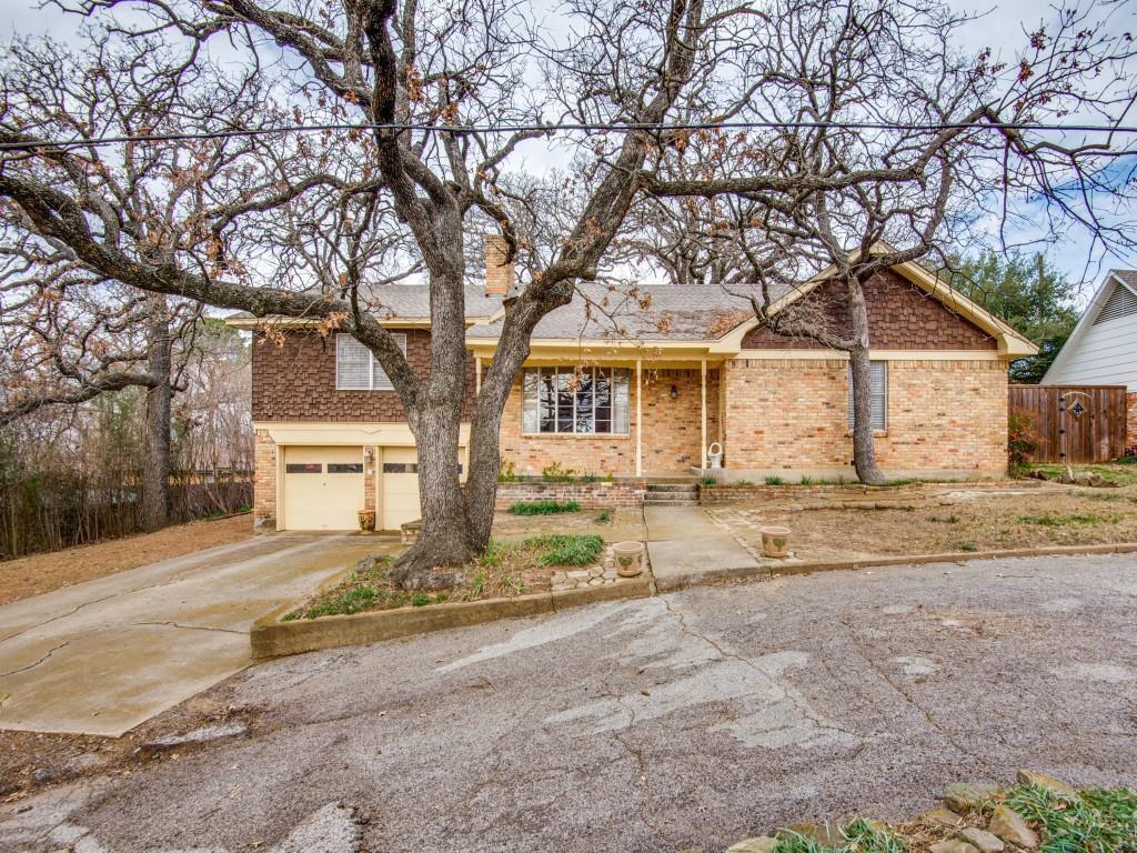 Property Photo: 109 Oaktree Drive TX 75077