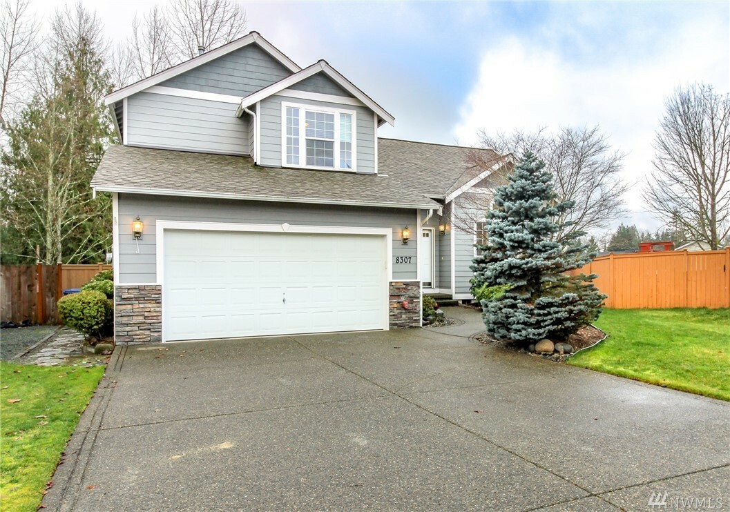 Property Photo:  8307 210th Av Ct E  WA 98391 