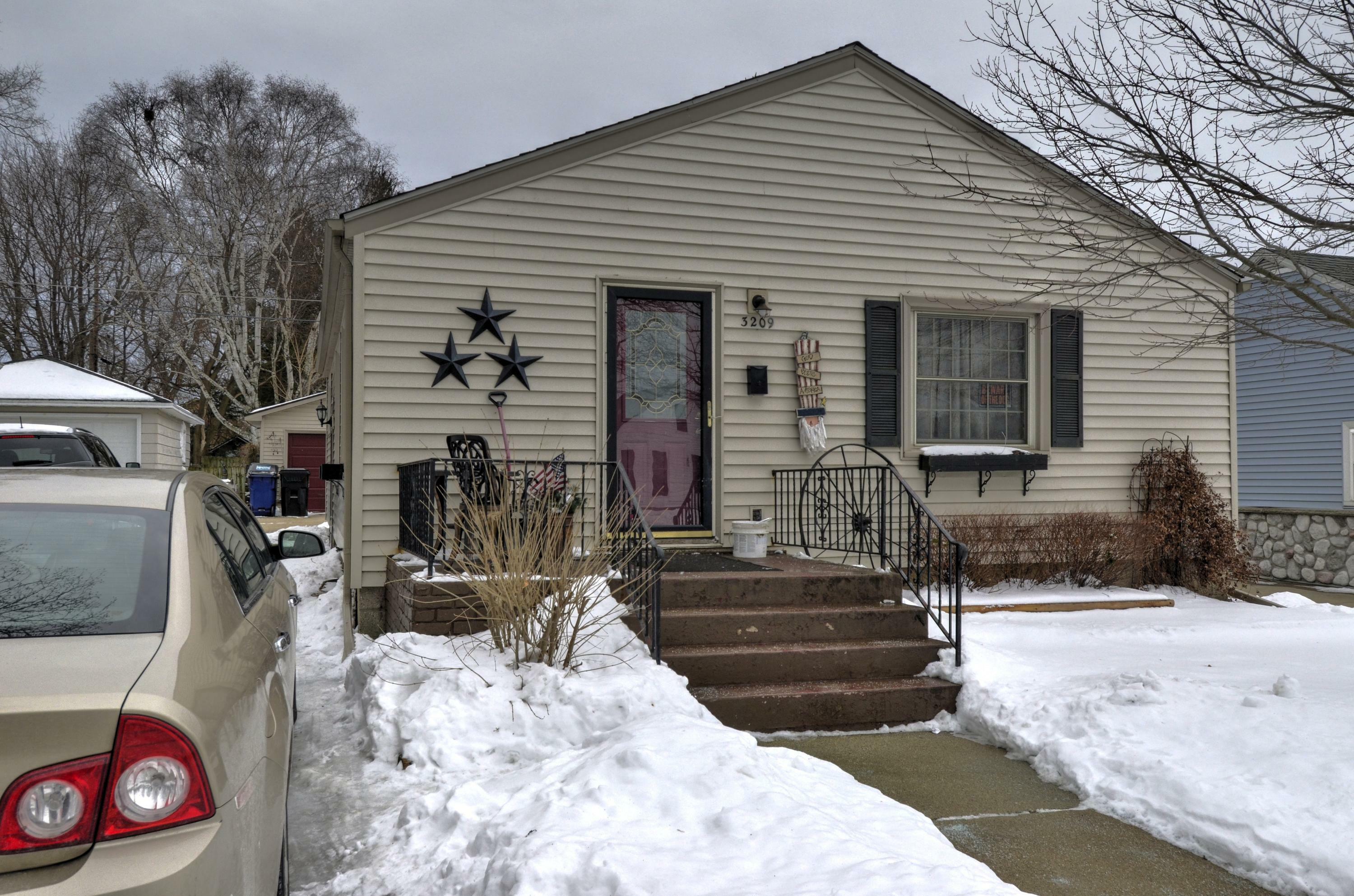 Property Photo:  3209 Pierce Blvd  WI 53405 