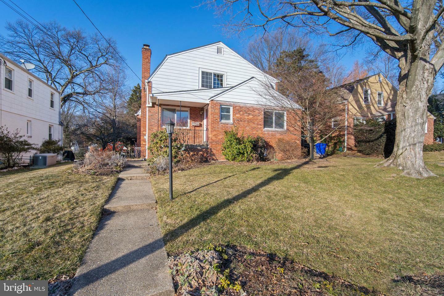 Property Photo:  3215 Fayette Road  MD 20895 