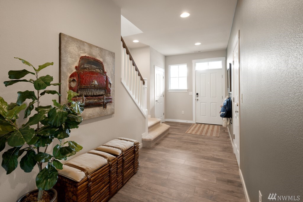 Property Photo: 10401 35th St NE T71 WA 98258