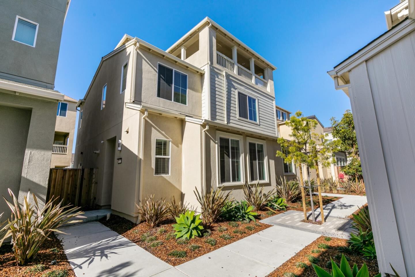 Property Photo: 8537 Central Avenue CA 94560