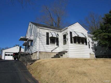 Property Photo: 3302 Oakwood Avenue 62002