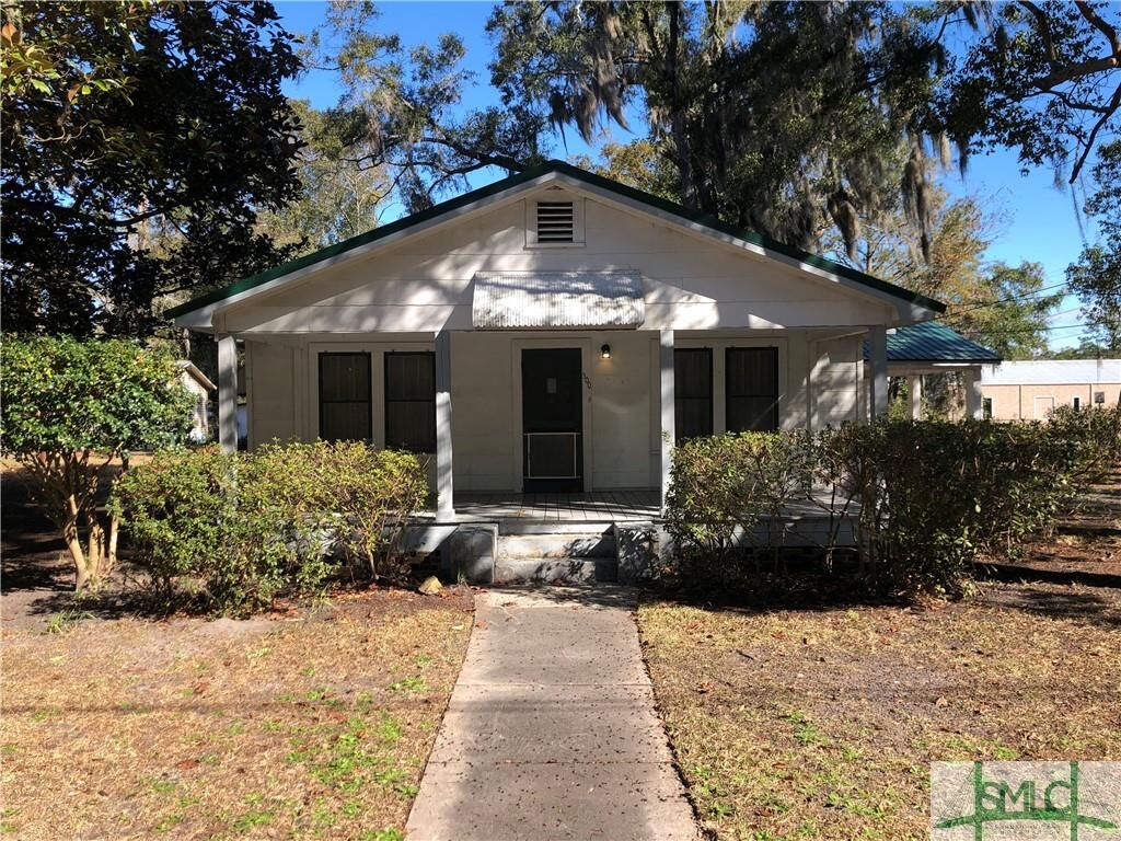 Property Photo: 300 W Court Street GA 31313