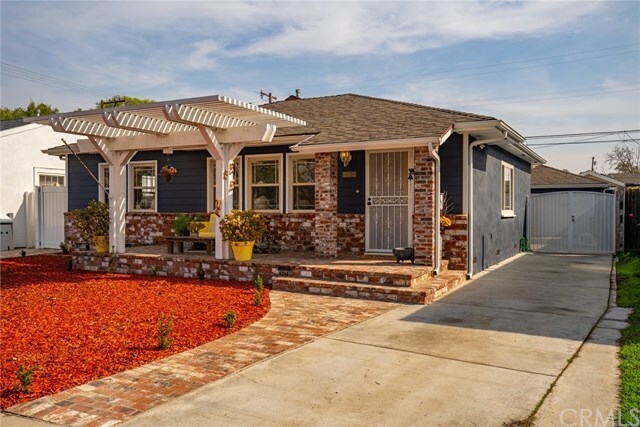 Property Photo:  4248 Keever Avenue  CA 90807 